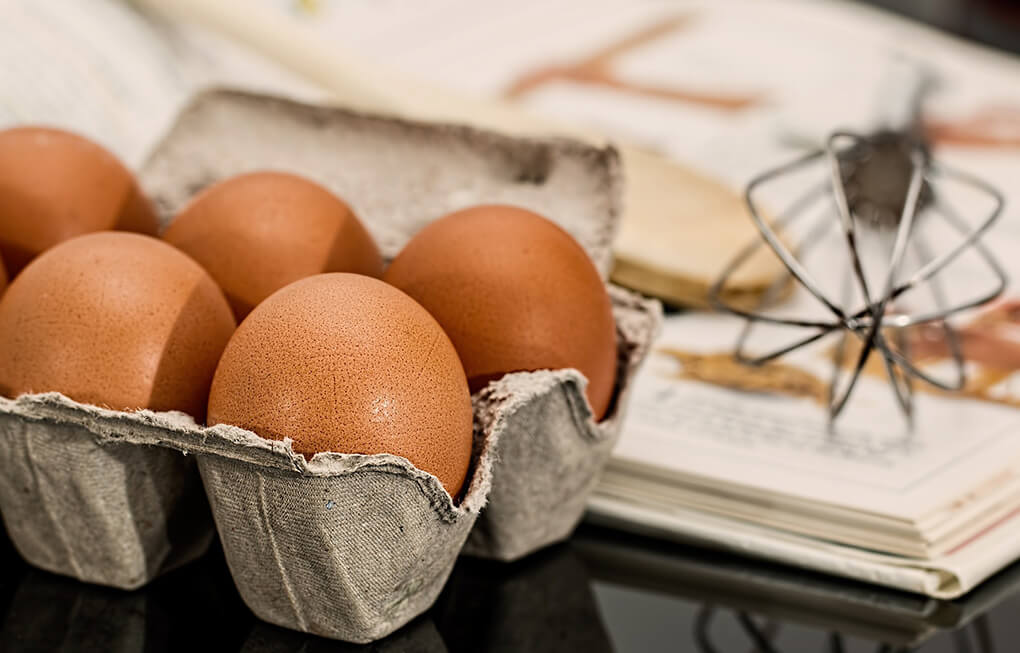 Ωμά αυγά ή μαγειρεμένα για καλύτερη πρόσληψη πρωτεΐνης;
